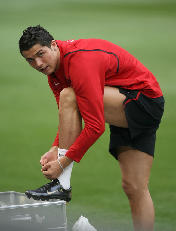 C.RONALDO