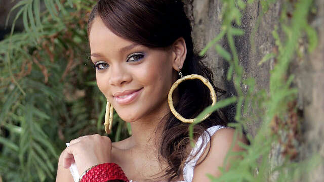 Rihanna_79